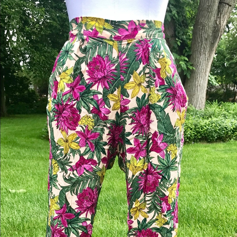H&M floral print pant